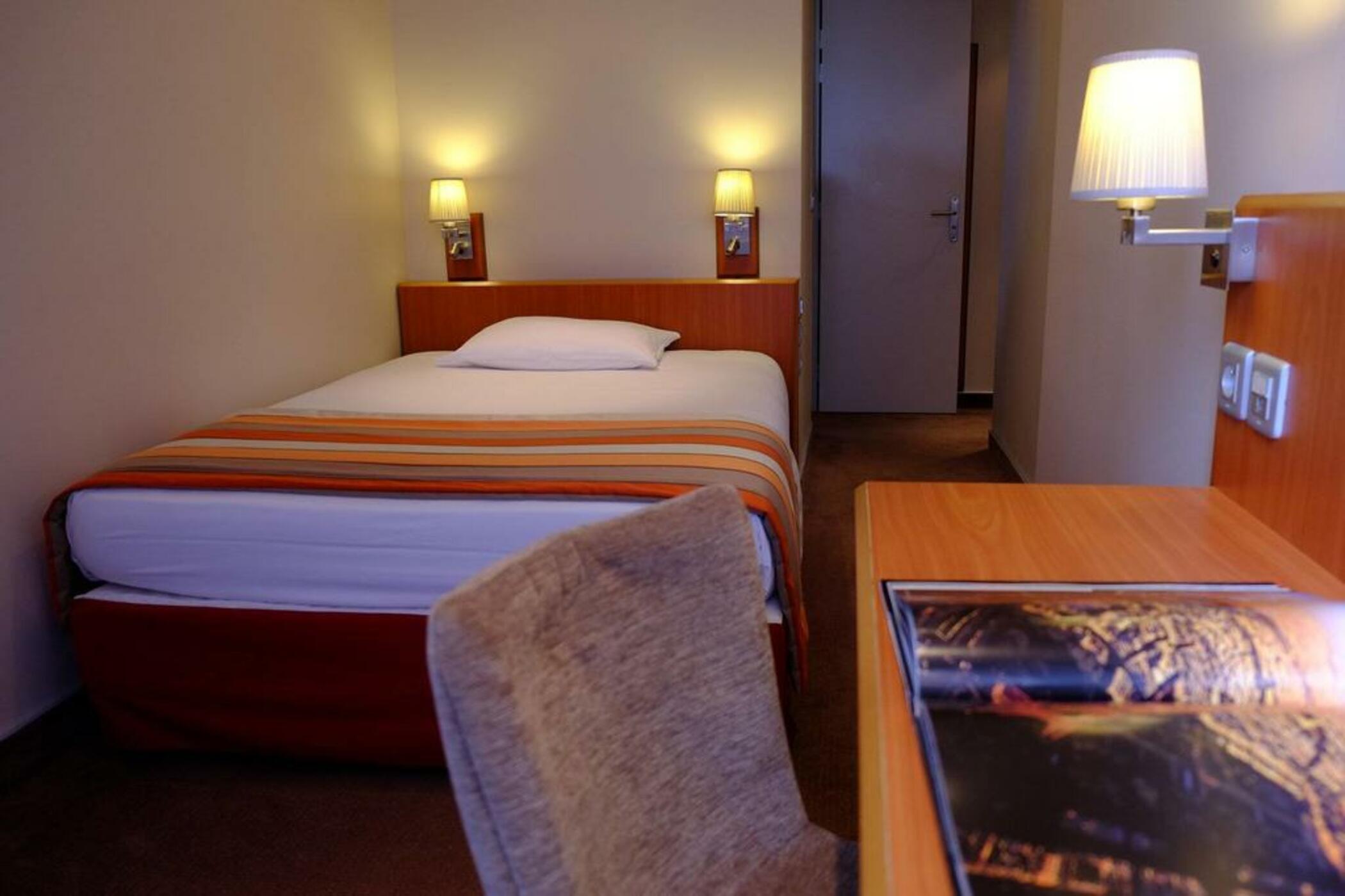 Terminus Orleans Paris Hotel ภายนอก รูปภาพ